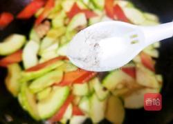 西葫芦炒肉片的做法图解21
