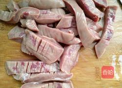 酸菜炒腰花的做法图解4