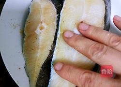 香煎扁鳕鱼#减脂增肌#的做法图解8