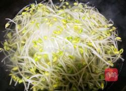 凉拌黄豆芽的做法图解4