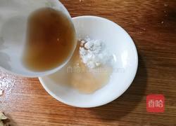 苦瓜炒鱿鱼的做法图解7