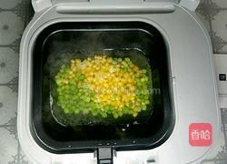 虾仁玉米粒的做法图解7