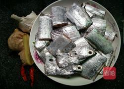 清蒸带鱼的做法图解1