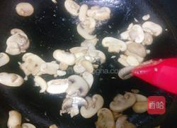 口蘑炒青菜的做法图解6