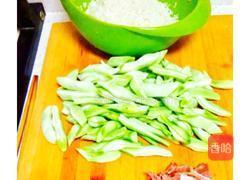 家乡腊肉饭的做法图解1