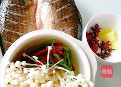 啤酒鲫鱼的做法图解1