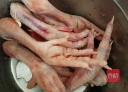 卤鸡爪的做法图解1