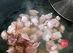 土豆烧牛腩的做法图解3