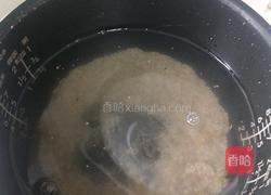 黑小米百合粥的做法图解6