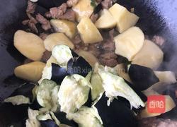 茄子炖土豆的做法图解6