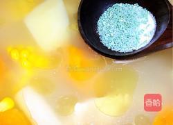 胡萝卜土豆玉米汤的做法图解5