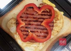 封边火腿蛋三明治（快手餐）的做法图解8