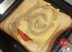 封边火腿蛋三明治（快手餐）的做法图解10