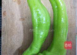 青椒煎蛋的做法图解1