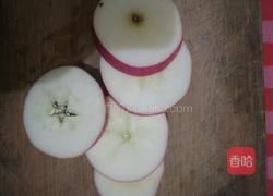 油炸苹果圈的做法图解2