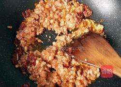 毛豆米炒肉沫的做法图解10