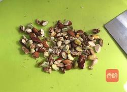 亚麻籽果仁软欧的做法图解1