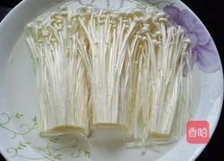 金针菇培根卷的做法图解1