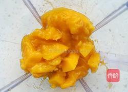 芒果奶油雪糕的做法图解2