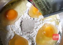 电饼铛小面包的做法图解3