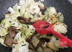 腊肉炒包菜的做法图解18