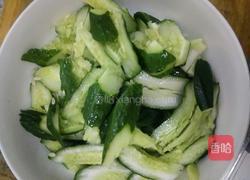凉拌黄瓜的做法图解2
