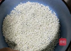 黑米粥的做法图解2