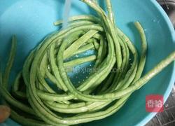 盘丝豇豆的做法图解3