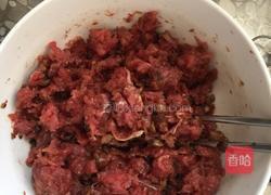 猪肉香菇饺子的做法图解1
