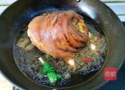 红烧蹄膀猪蹄卤猪蹄的做法图解3