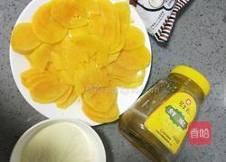 红薯椰丝球的做法图解1