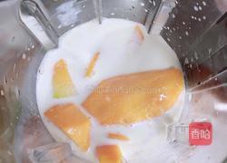 芒果香蕉奶昔 | 清肠排毒的做法图解5