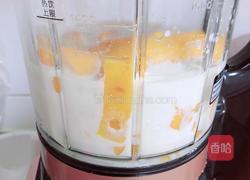 芒果香蕉奶昔 | 清肠排毒的做法图解6