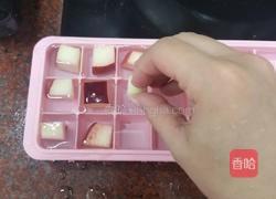 桃子蓝莓气泡水的做法图解3