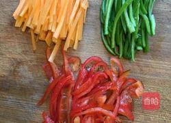 酱香五彩鸡丝的做法图解2