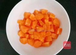 胡萝卜软饼的做法图解1