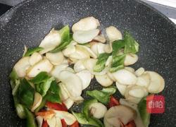 杏鲍菇炒腊肉的做法图解11