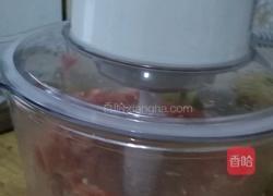 瘦肉丸的做法图解1