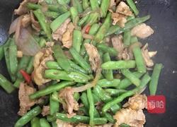 五花肉炒四季豆的做法图解6