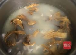 猪肚排骨汤的做法图解10