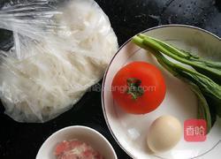 河粉汤的做法图解1