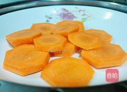 胡萝卜西瓜奶昔的做法图解3