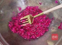 红龙果香蕉寿司的做法图解3