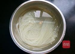 凉拌酸辣粉丝的做法图解3