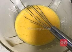 戚风蛋糕的做法图解3