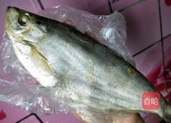 鳓鱼蒸肉末的做法图解2