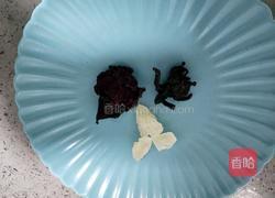 洛神花玫瑰茶凉粉的做法图解1