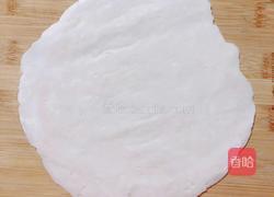 飞饼香蕉卷的做法图解2