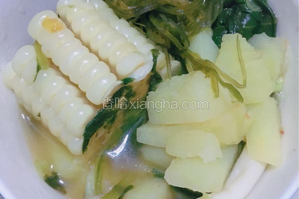 菠菜蔬菜汤