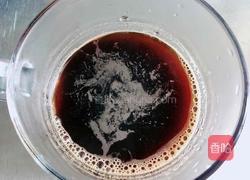 冷萃黑糖拿铁(脏脏杯)的做法图解3